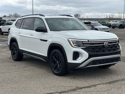 2025 Volkswagen Atlas 2.0T Peak Edition
