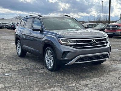 2023 Volkswagen Atlas 3.6L V6 SE w/Technology