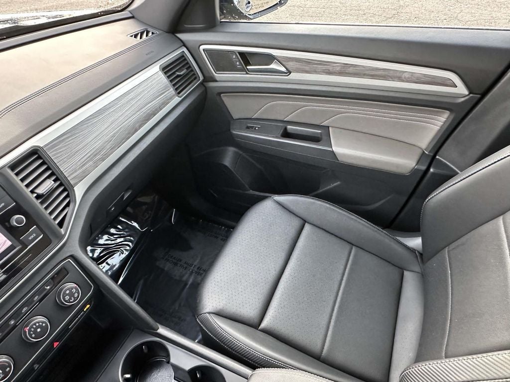 2023 Volkswagen Atlas Cross Sport 2.0T SE