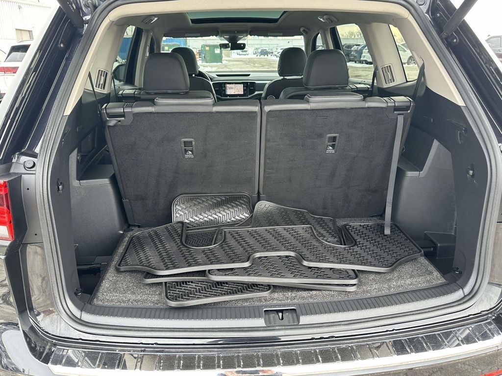 2023 Volkswagen Atlas 3.6L V6 SEL R-Line