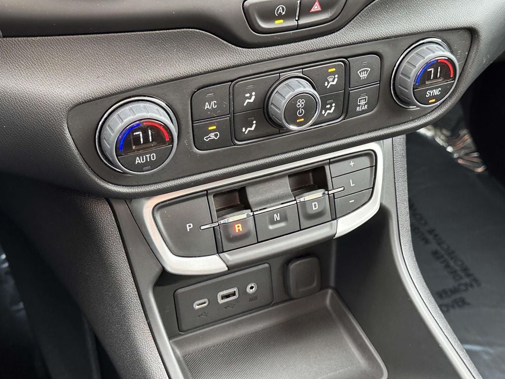 2023 GMC Terrain SLE