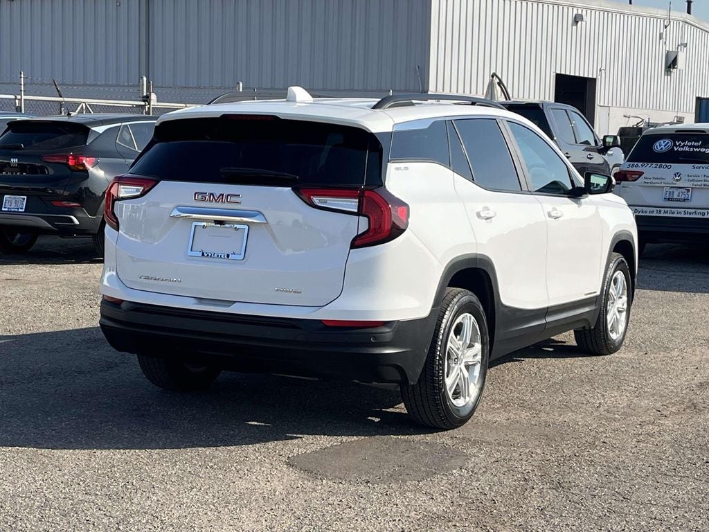 2023 GMC Terrain SLE