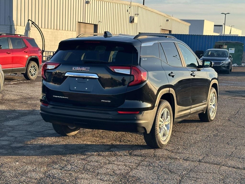 2023 GMC Terrain SLE
