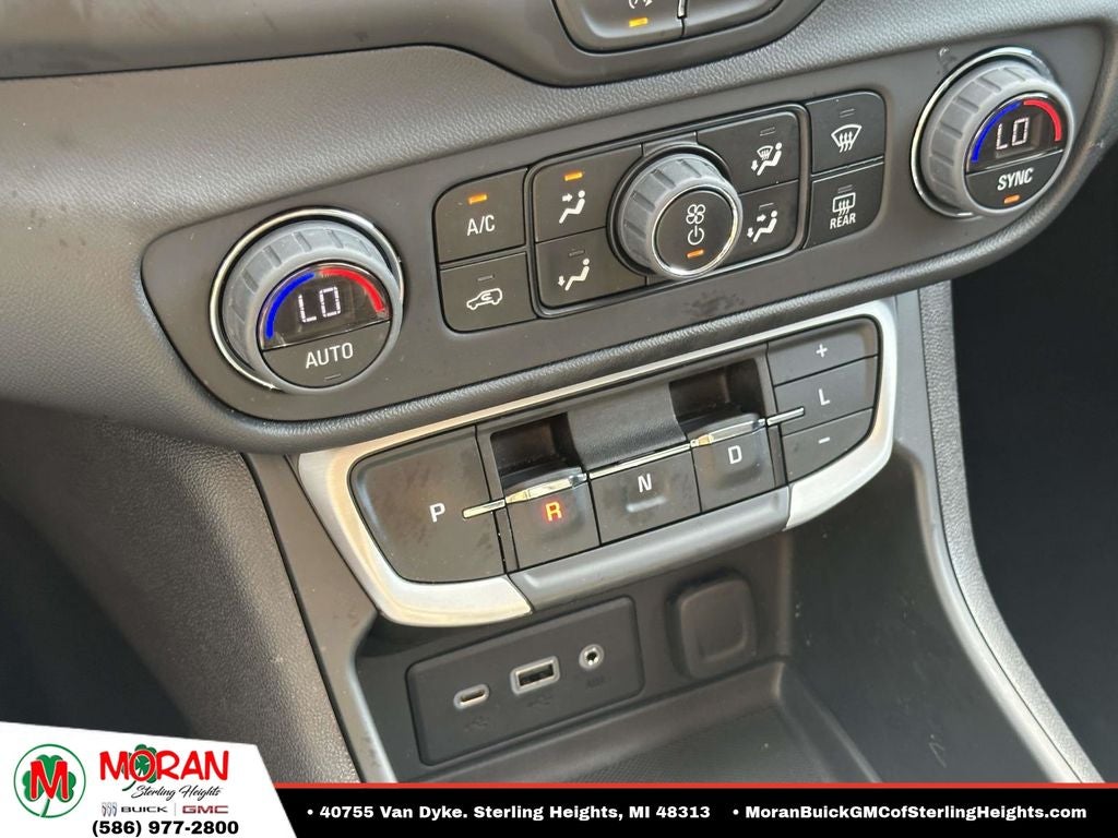 2023 GMC Terrain SLE