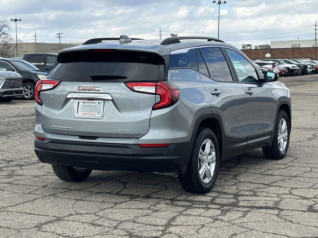 2023 GMC Terrain SLE