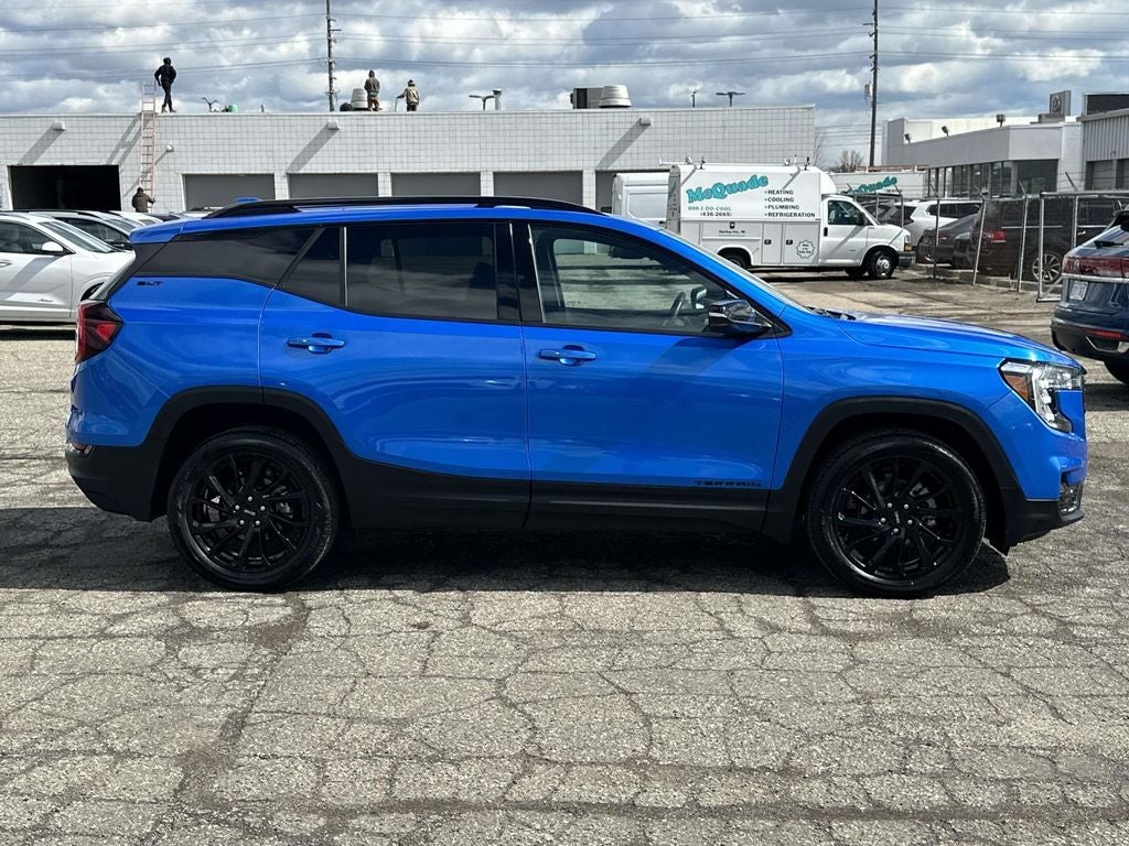 2024 GMC Terrain SLT
