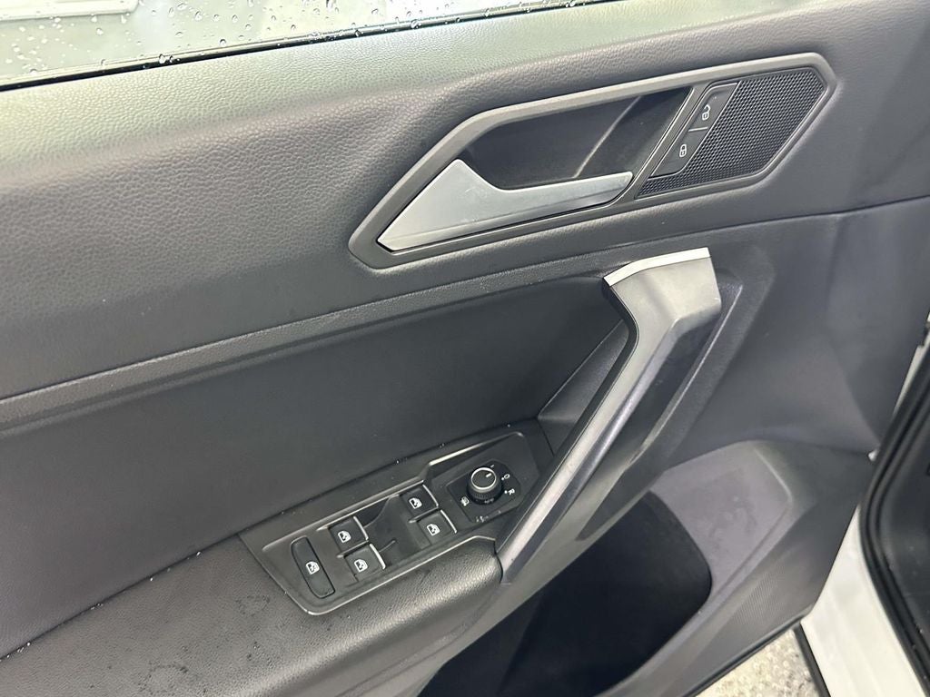 2021 Volkswagen Tiguan 2.0T SE R-Line Black