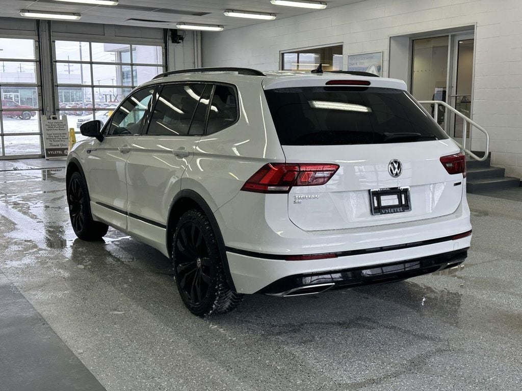 2021 Volkswagen Tiguan 2.0T SE R-Line Black