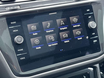 2023 Volkswagen Tiguan 2.0T SEL R-Line