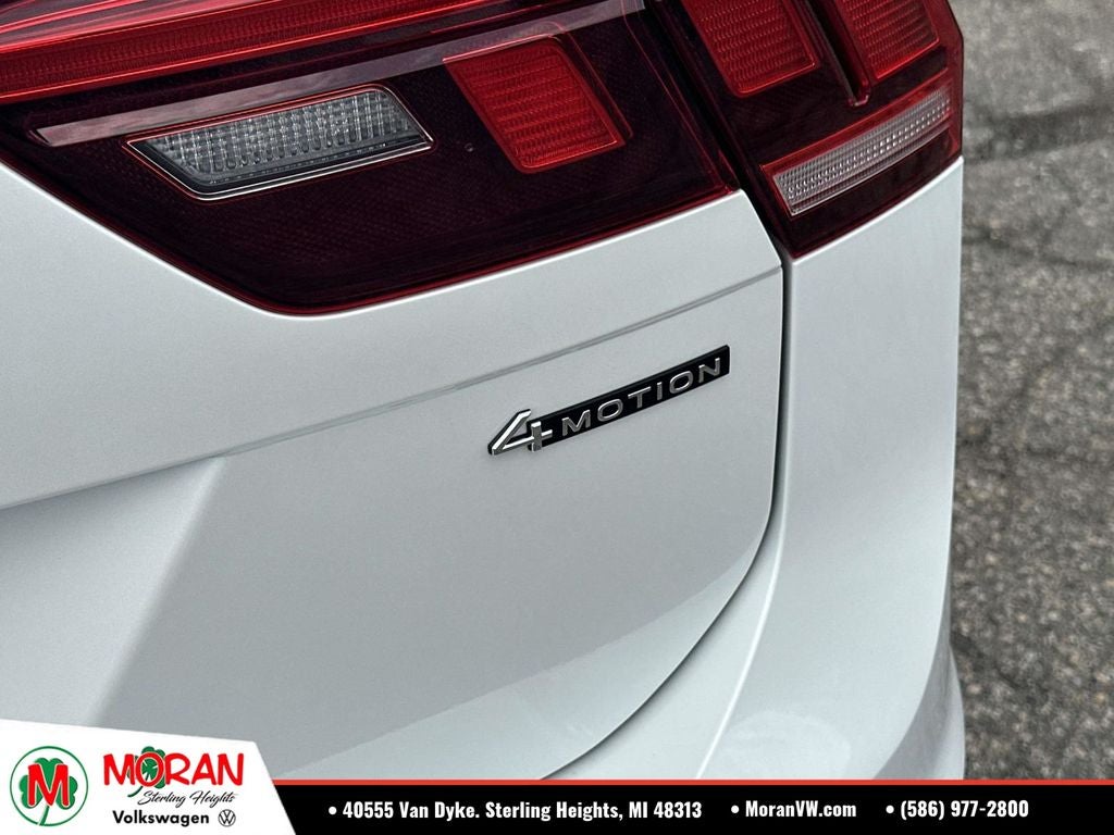 2024 Volkswagen Tiguan 2.0T SE R-Line Black