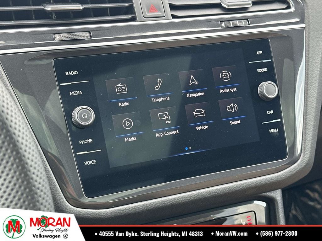 2024 Volkswagen Tiguan 2.0T SE R-Line Black