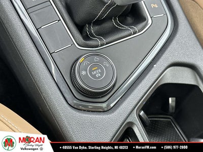 2024 Volkswagen Tiguan 2.0T SE R-Line Black