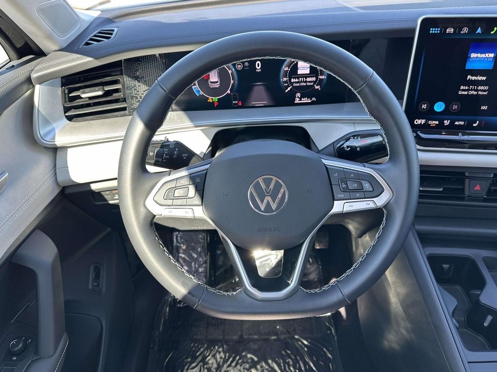 2025 Volkswagen Tiguan 2.0T SE