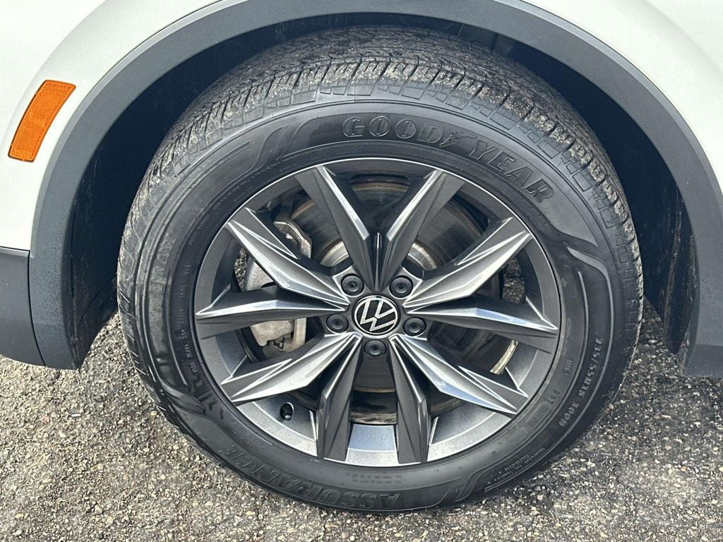 2023 Volkswagen Tiguan 2.0T SE