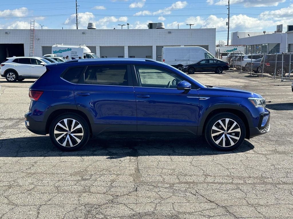 2023 Volkswagen Taos 1.5T SE
