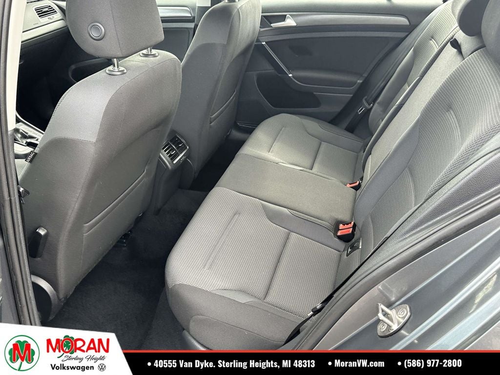 2018 Volkswagen Golf SportWagen S 4Motion