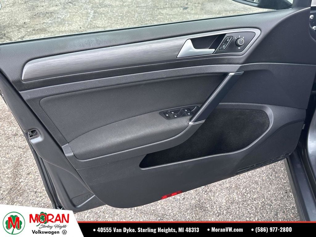 2018 Volkswagen Golf SportWagen S 4Motion