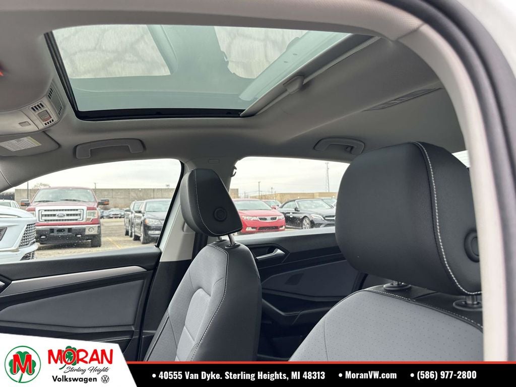 2025 Volkswagen Jetta 1.5T SE