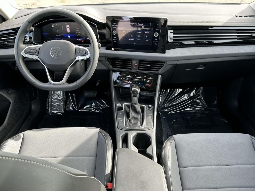 2025 Volkswagen Jetta 1.5T SE