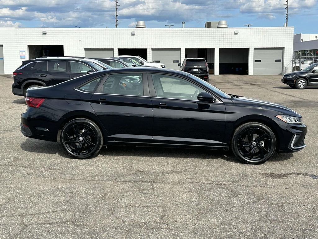 2025 Volkswagen Jetta 1.5T SE