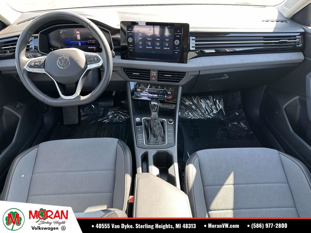 2025 Volkswagen Jetta 1.5T SE