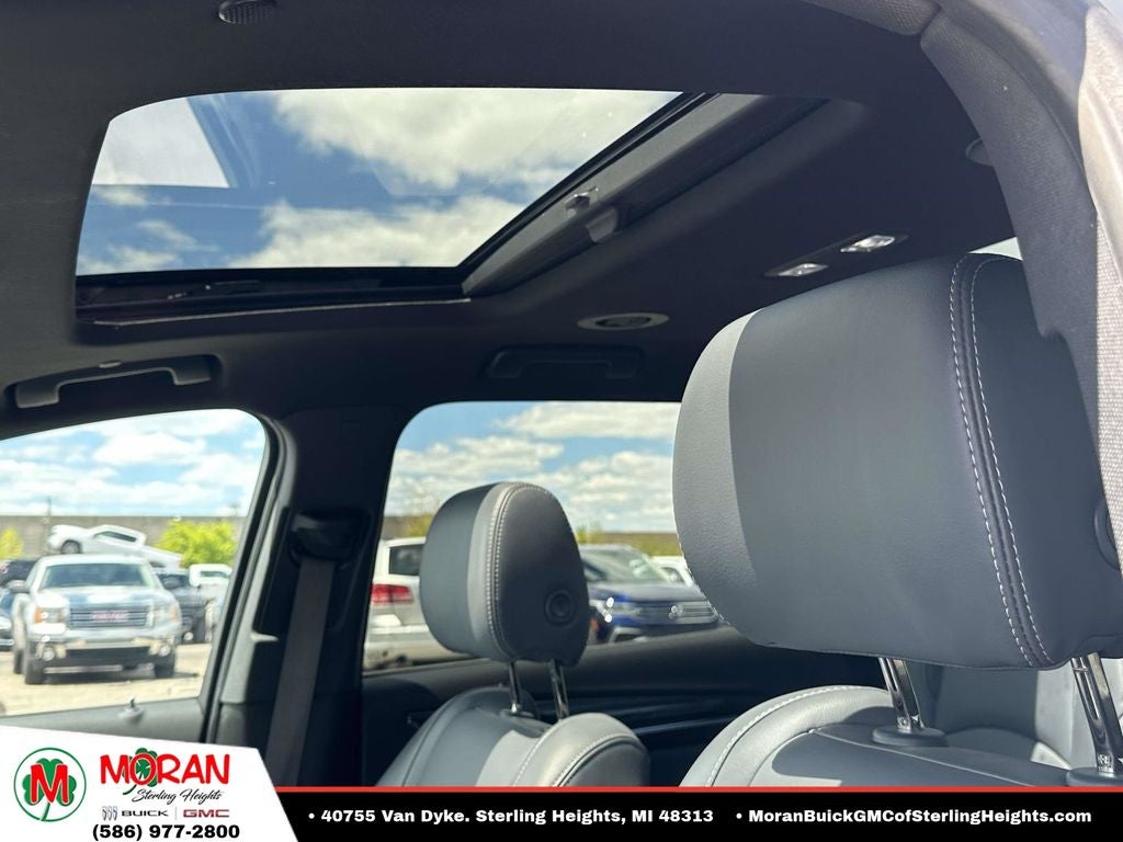 2024 Buick Enclave Essence