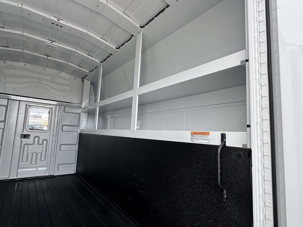 2025 GMC Savana 3500 Work Van