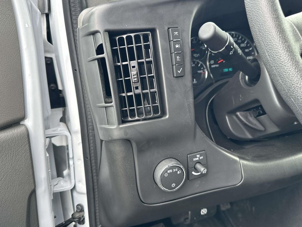2025 GMC Savana 3500 Work Van