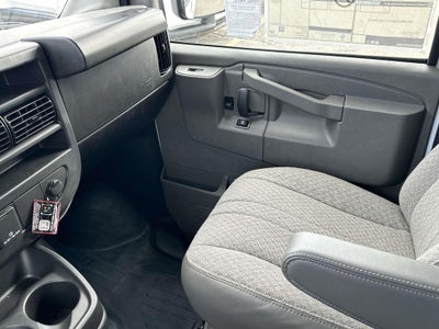 2025 GMC Savana 3500 Work Van