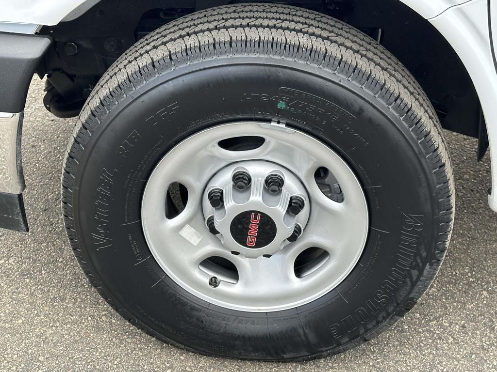 2025 GMC Savana 3500 Work Van