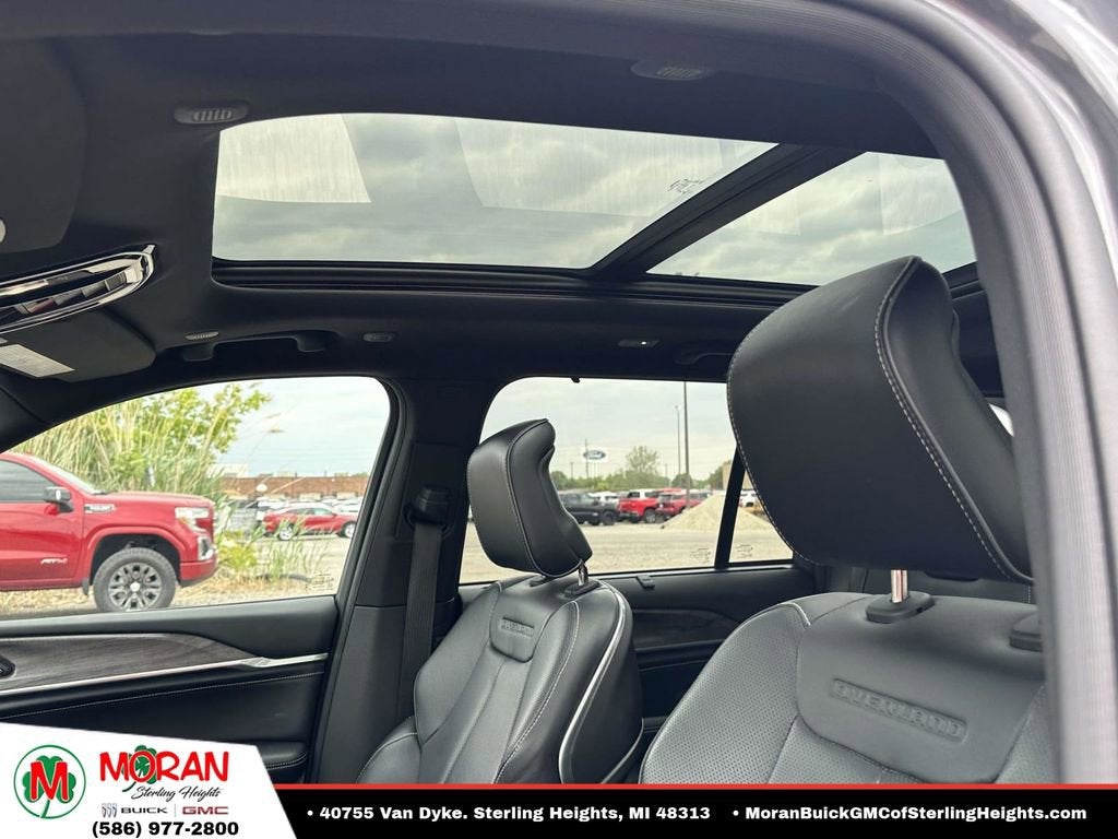 2022 Jeep Grand Cherokee Overland 4x4