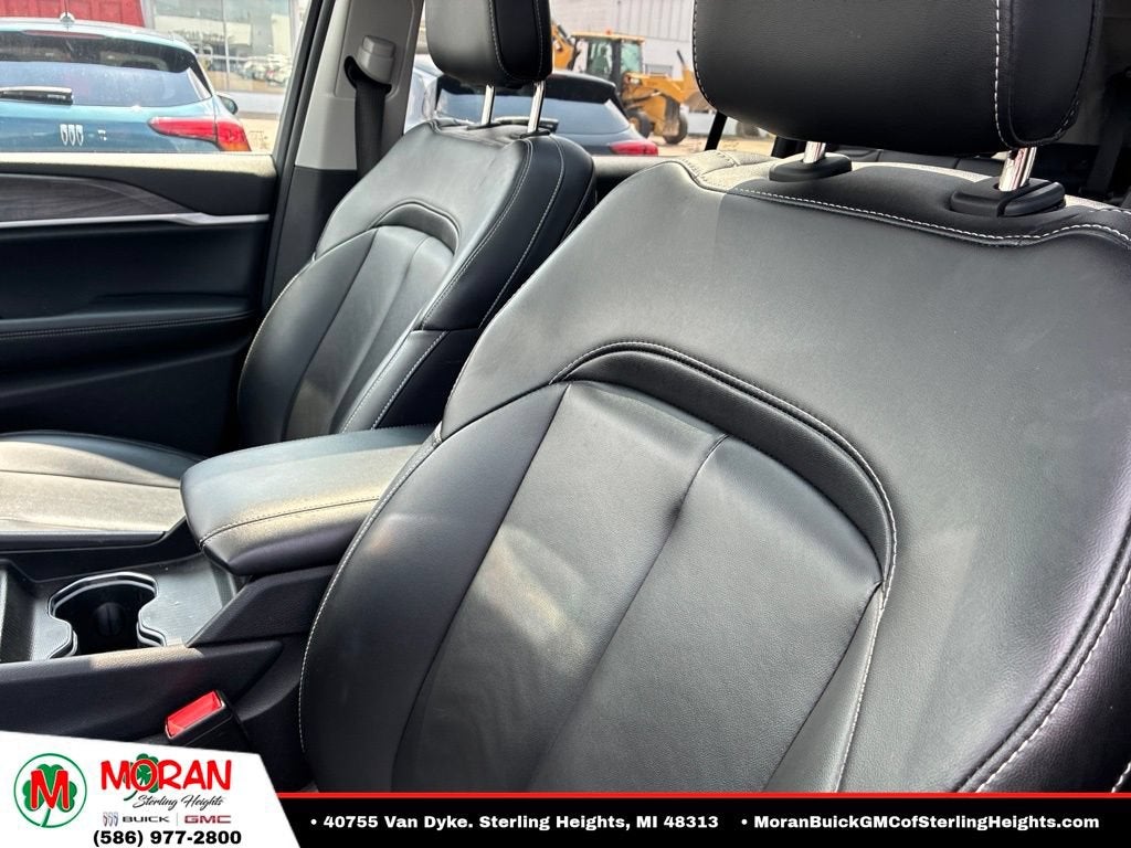 2023 Jeep Grand Cherokee L Limited 4x4