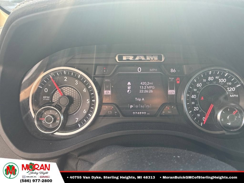 2021 RAM 1500 Laramie Crew Cab 4x4 5'7" Box