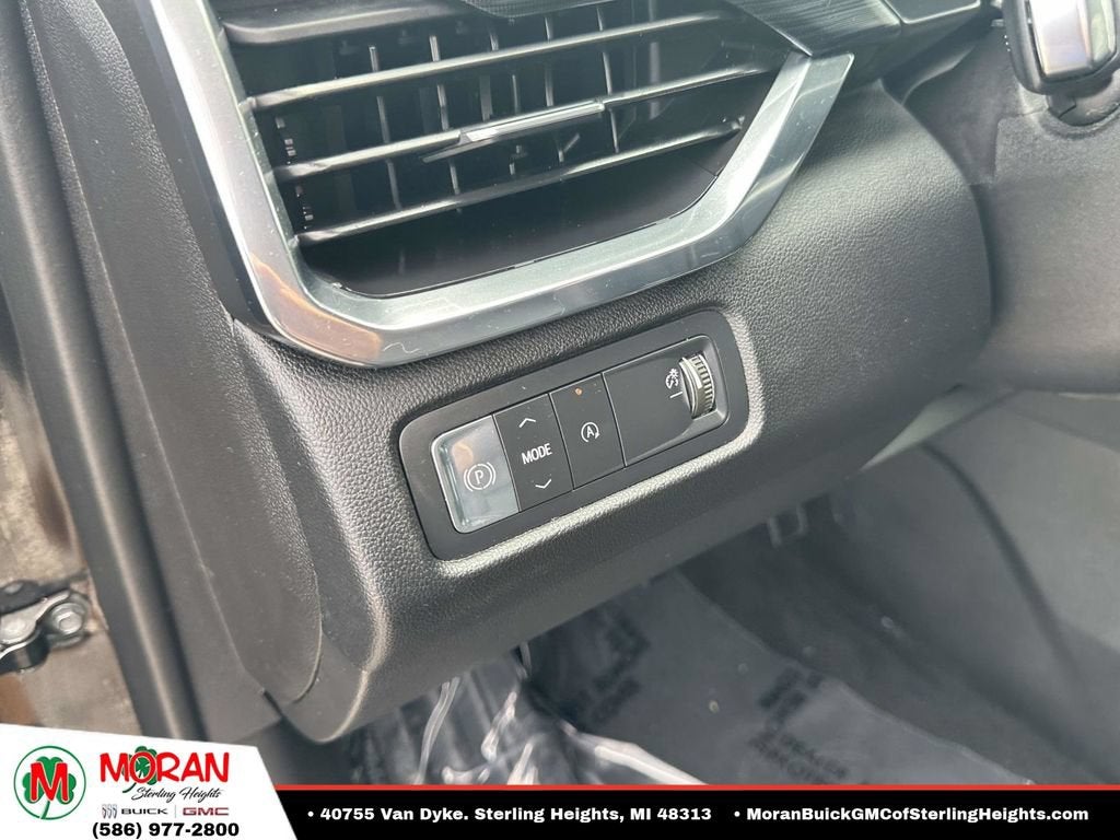 2024 GMC Acadia Elevation