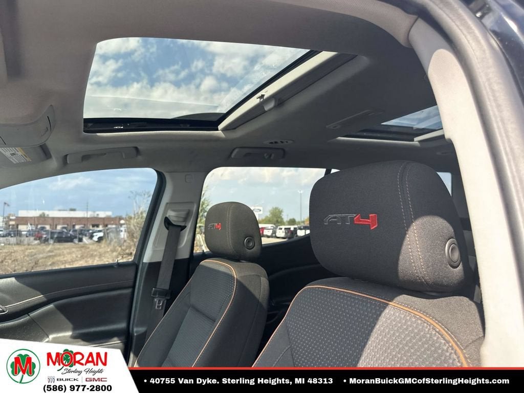 2023 GMC Acadia AT4