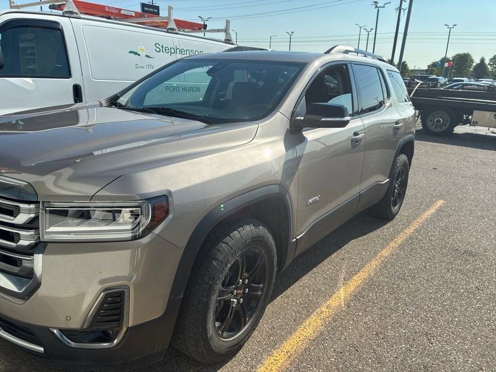 2022 GMC Acadia AT4