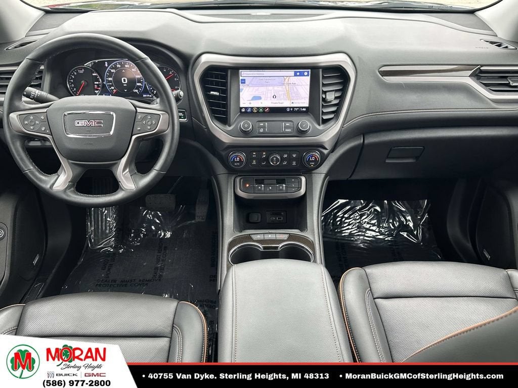 2023 GMC Acadia AT4