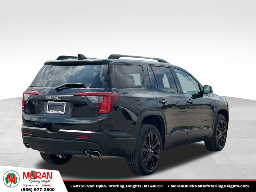 2023 GMC Acadia SLT