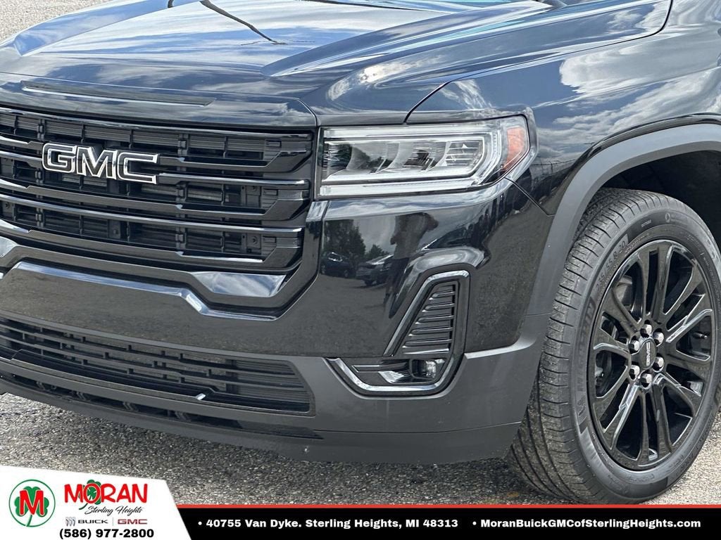 2023 GMC Acadia SLT