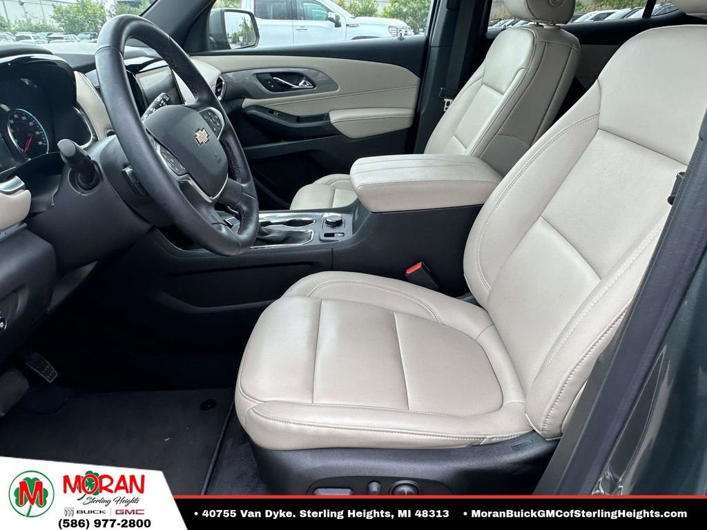 2023 Chevrolet Traverse LT Leather