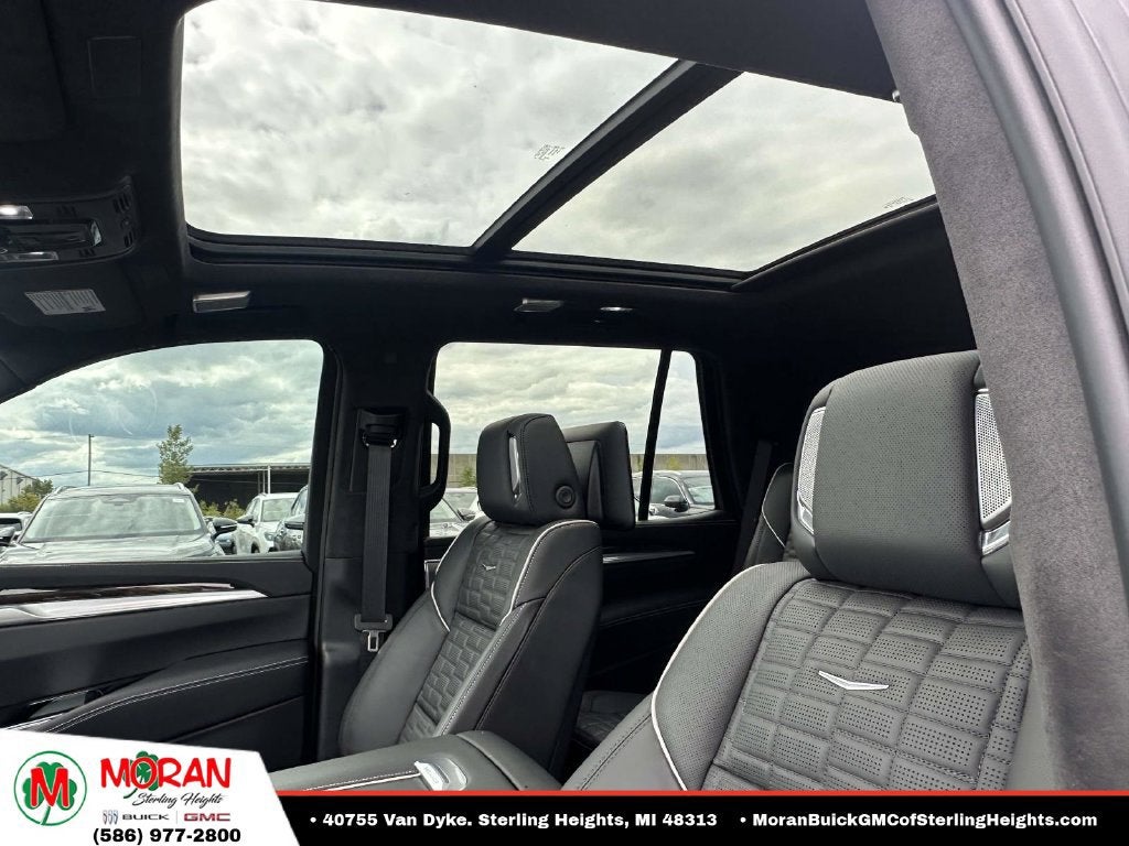2025 Cadillac Escalade Sport Platinum