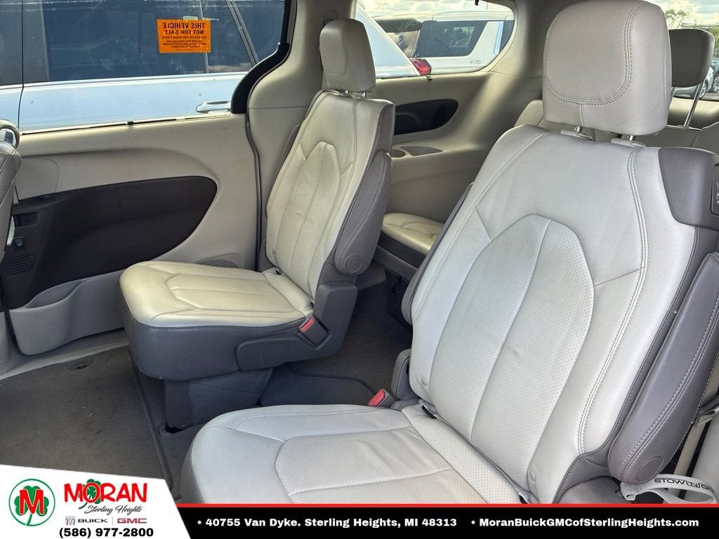 2017 Chrysler Pacifica Touring-L Plus