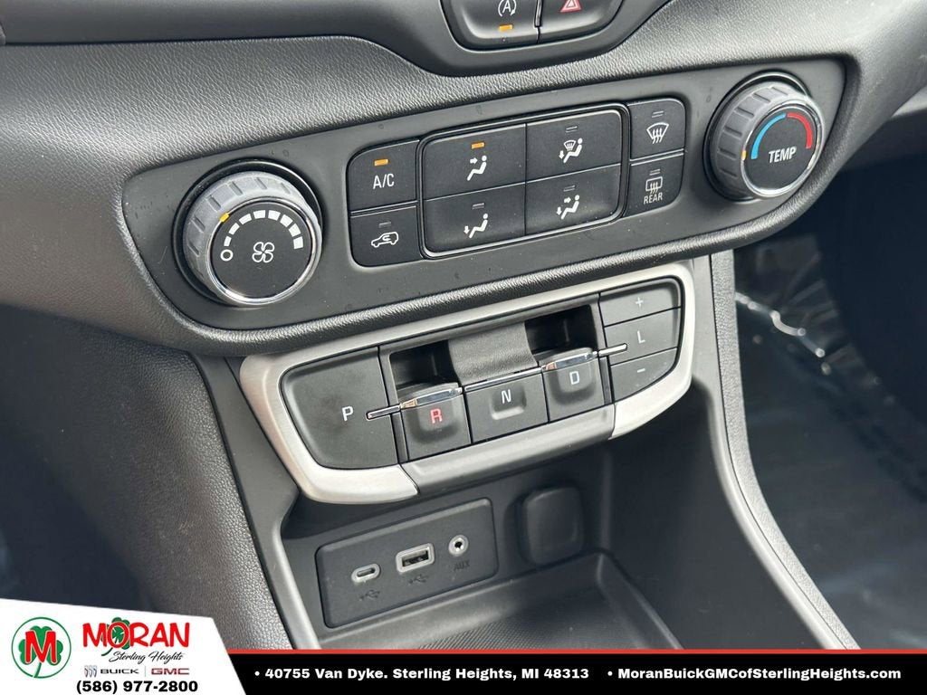 2023 GMC Terrain SLE