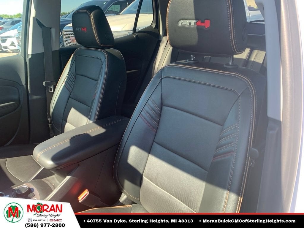 2023 GMC Terrain AT4