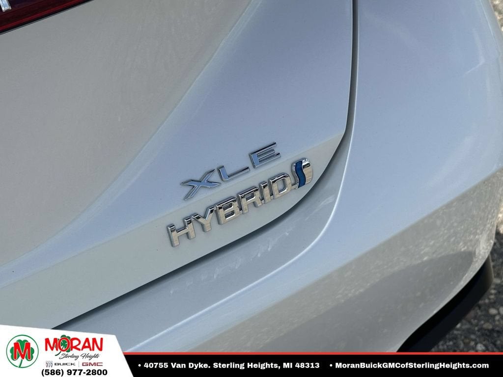 2021 Toyota Avalon XLE Hybrid