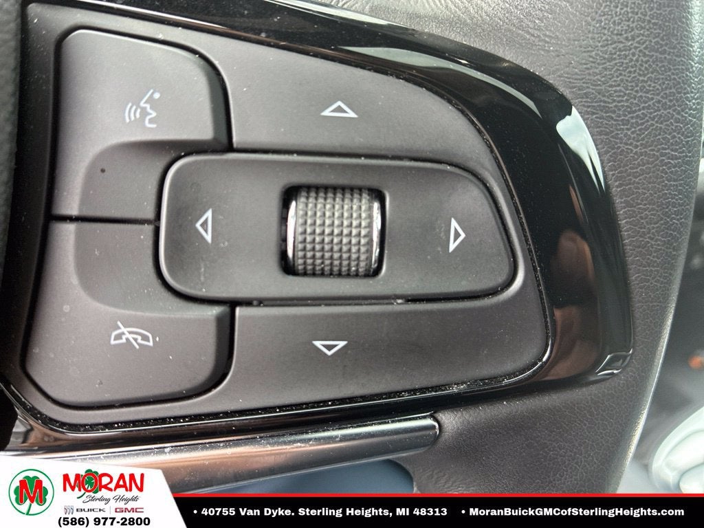 2022 Buick Enclave Essence