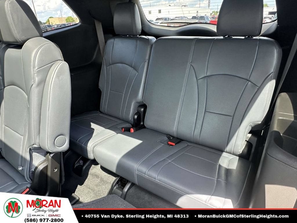 2024 Buick Enclave Essence
