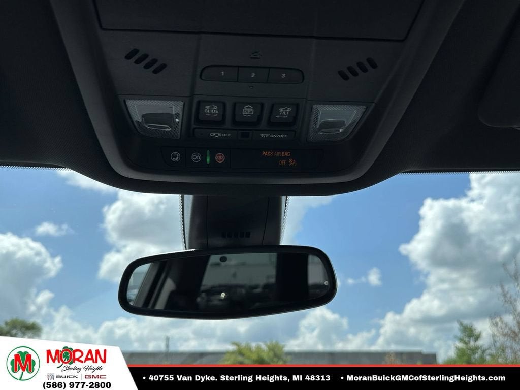 2024 Buick Enclave Essence
