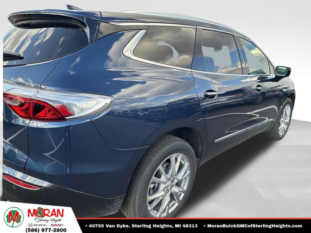 2024 Buick Enclave Essence