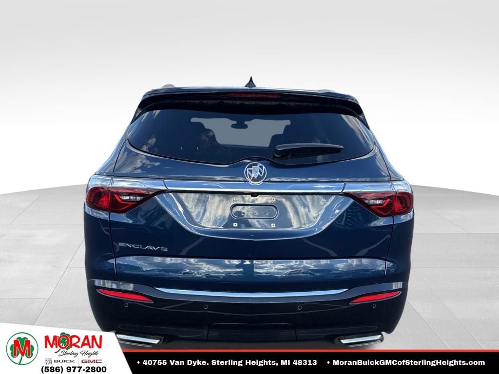 2024 Buick Enclave Essence